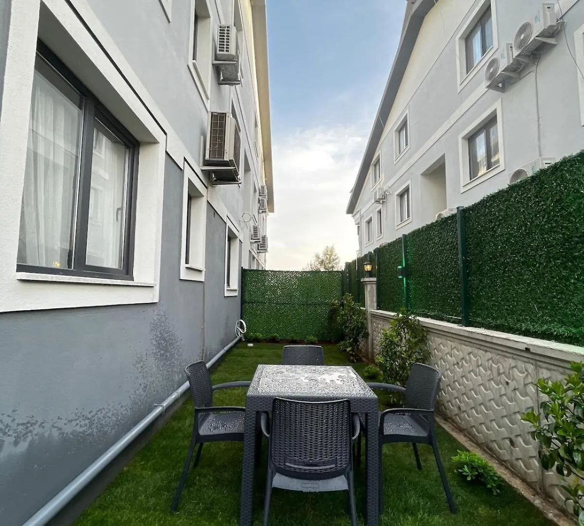 New Apartment With Garden For 4 Fethiye